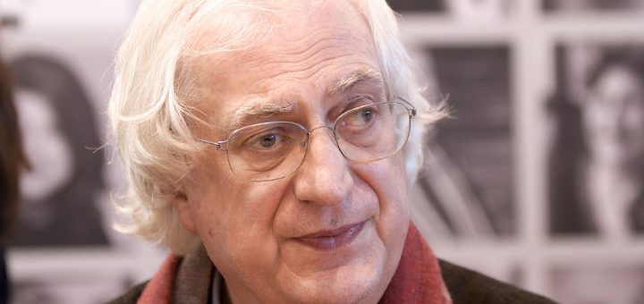 Bertrand Tavernier 20100330 Salon Du Livre De Paris 1